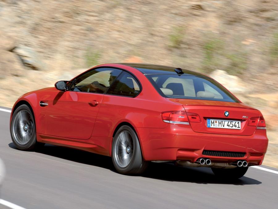  BMW M3 Coupe (E92) 2007 года  (фото 34 из 44)
